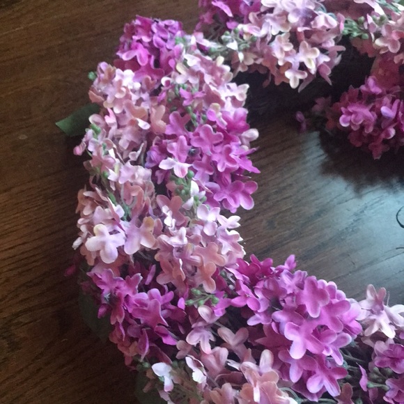 Faux hydrangea wreaths - Picture 8 of 13